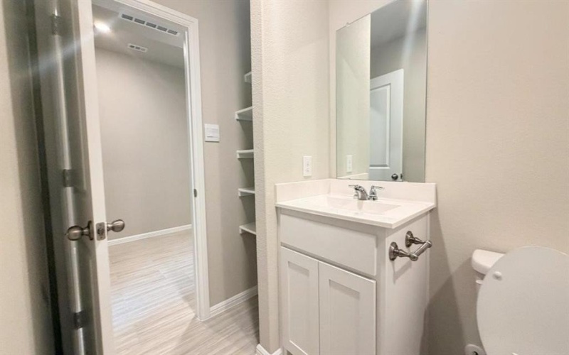 541 MARSH Street, Cleburne, TX 76033, 4 Bedrooms Bedrooms, ,2 BathroomsBathrooms,Residential,For Sale,541 MARSH Street,0,21151711