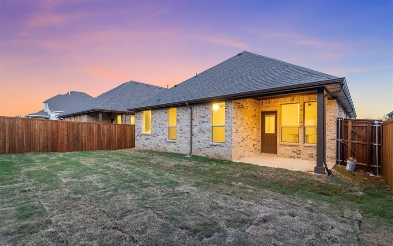 11229 TREEHOUSE Trail, Justin, TX 76247, 4 Bedrooms Bedrooms, ,3 BathroomsBathrooms,Residential,For Sale,11229 TREEHOUSE Trail,0,21153872