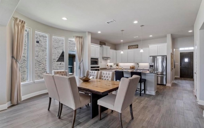 11205 TREEHOUSE Trail, Justin, TX 76247, 4 Habitaciones Habitaciones , ,2 BañosBaños,Residential,En Venta,11205 TREEHOUSE Trail,0,21154103