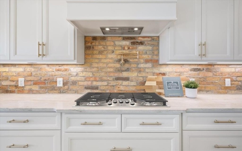 131 Big Catch Lane, Robinson, TX 76706, 4 Bedrooms Bedrooms, ,3 BathroomsBathrooms,Residential,For Sale,131 Big Catch Lane,0,21154275