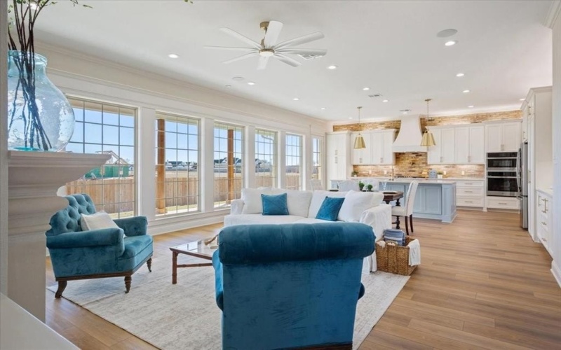 131 Big Catch Lane, Robinson, TX 76706, 4 Bedrooms Bedrooms, ,3 BathroomsBathrooms,Residential,For Sale,131 Big Catch Lane,0,21154275