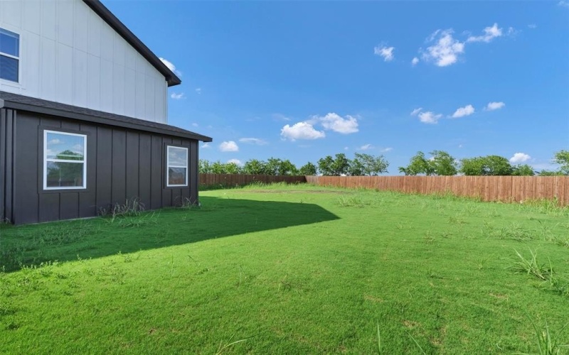 576 Highview Court, Godley, TX 76044, 3 Bedrooms Bedrooms, ,2 BathroomsBathrooms,Residential,For Sale,576 Highview Court,0,21155076