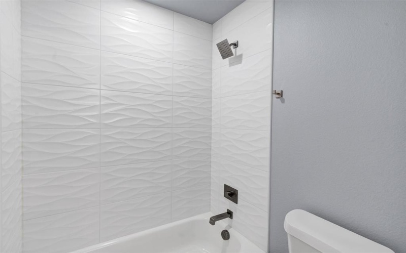 588 Highview Court, Godley, TX 76044, 3 Habitaciones Habitaciones , ,2 BañosBaños,Residential,En Venta,588 Highview Court,0,21155139