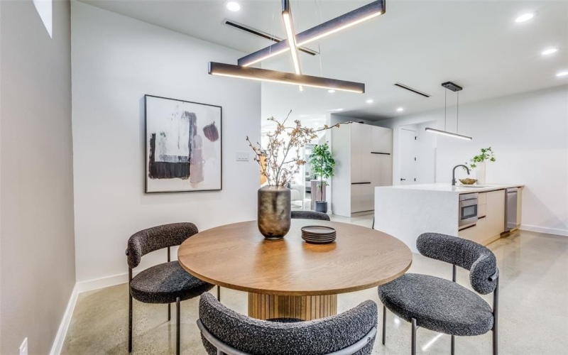 1439 E Louisiana Avenue, Dallas, TX 75216, 3 Habitaciones Habitaciones , ,2 BañosBaños,Residential,En Venta,1439 E Louisiana Avenue,0,21155290