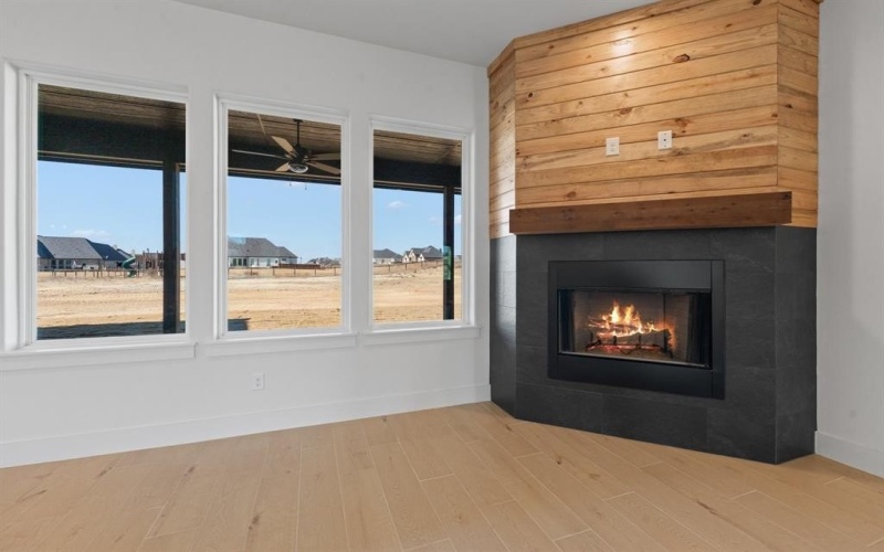 417 Collum View, Azle, TX 76020, 4 Habitaciones Habitaciones , ,2 BañosBaños,Residential,En Venta,417 Collum View,0,21155385