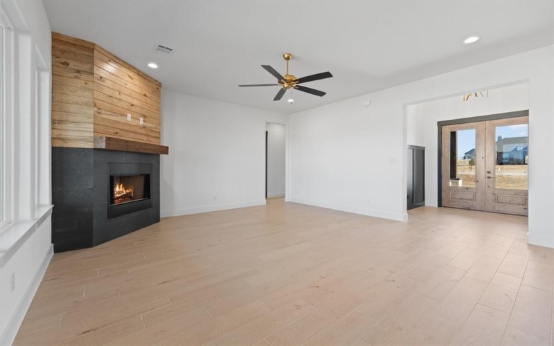 417 Collum View, Azle, TX 76020, 4 Habitaciones Habitaciones , ,2 BañosBaños,Residential,En Venta,417 Collum View,0,21155385