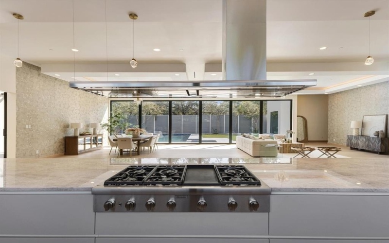 6218 Walnut Hill Lane, Dallas, TX 75230, 5 Habitaciones Habitaciones , ,7 BañosBaños,Residential,En Venta,6218 Walnut Hill Lane,0,21155503