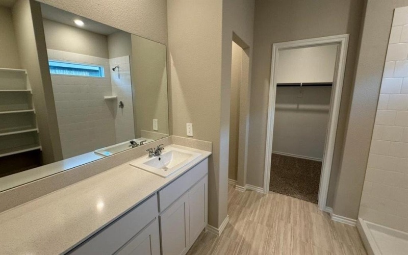 7604 MISTY CREEK Drive, Denton, TX 76249, 3 Habitaciones Habitaciones , ,2 BañosBaños,Residential,En Venta,7604 MISTY CREEK Drive,0,21155538