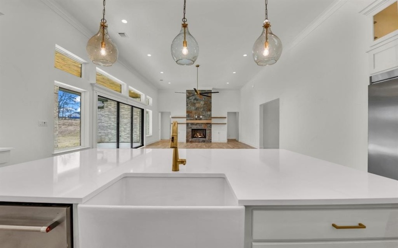 208 Dan Russell Bend, Weatherford, TX 76087, 4 Bedrooms Bedrooms, ,3 BathroomsBathrooms,Residential,For Sale,208 Dan Russell Bend,0,21155821