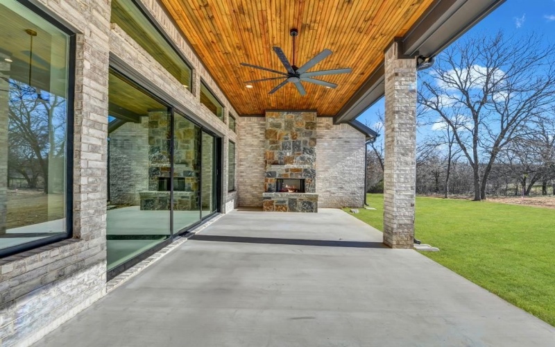 208 Dan Russell Bend, Weatherford, TX 76087, 4 Bedrooms Bedrooms, ,3 BathroomsBathrooms,Residential,For Sale,208 Dan Russell Bend,0,21155821