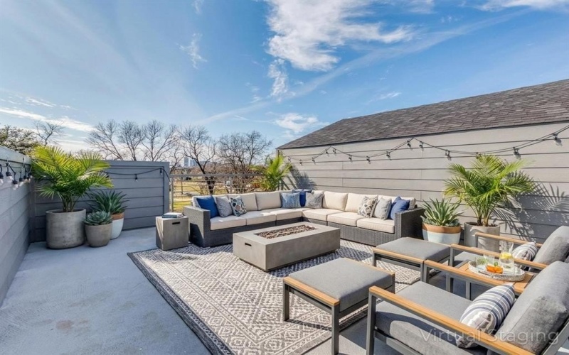 402 S Henderson Avenue, Dallas, TX 75223, 4 Habitaciones Habitaciones , ,5 BañosBaños,Residential,En Venta,402 S Henderson Avenue,0,21155824