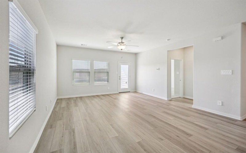 717 Dotty Drive, Princeton, TX 75071, 4 Habitaciones Habitaciones , ,2 BañosBaños,Residential,En Venta,717 Dotty Drive,0,21155876