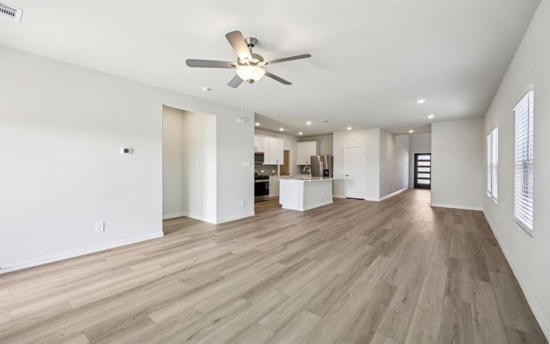 717 Dotty Drive, Princeton, TX 75071, 4 Habitaciones Habitaciones , ,2 BañosBaños,Residential,En Venta,717 Dotty Drive,0,21155876