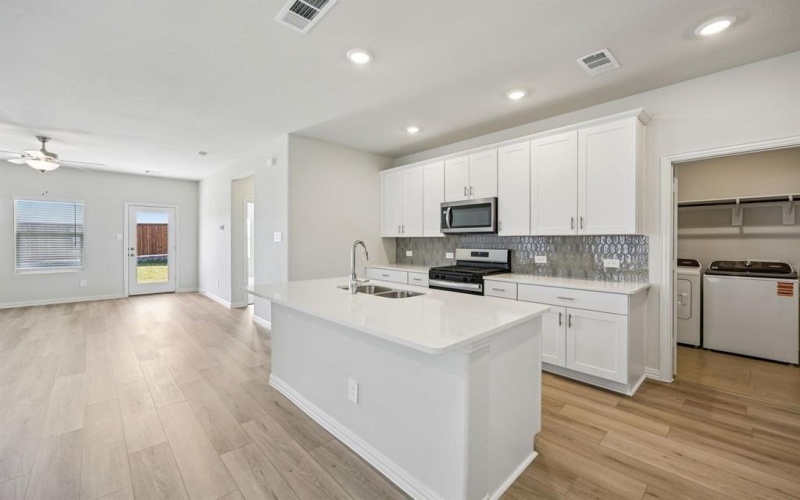 717 Dotty Drive, Princeton, TX 75071, 4 Habitaciones Habitaciones , ,2 BañosBaños,Residential,En Venta,717 Dotty Drive,0,21155876