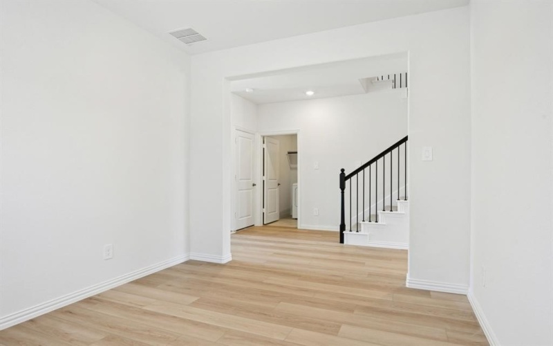 2233 Mustang Way, Seagoville, TX 75159, 4 Bedrooms Bedrooms, ,2 BathroomsBathrooms,Residential,For Sale,2233 Mustang Way,0,21155896