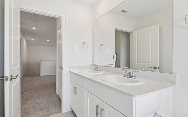 2233 Mustang Way, Seagoville, TX 75159, 4 Bedrooms Bedrooms, ,2 BathroomsBathrooms,Residential,For Sale,2233 Mustang Way,0,21155896