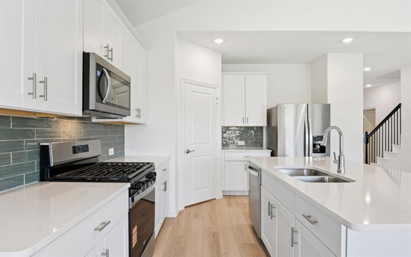 2233 Mustang Way, Seagoville, TX 75159, 4 Bedrooms Bedrooms, ,2 BathroomsBathrooms,Residential,For Sale,2233 Mustang Way,0,21155896