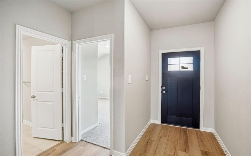 2229 Mustang Way, Seagoville, TX 75159, 4 Bedrooms Bedrooms, ,3 BathroomsBathrooms,Residential,For Sale,2229 Mustang Way,0,21155904