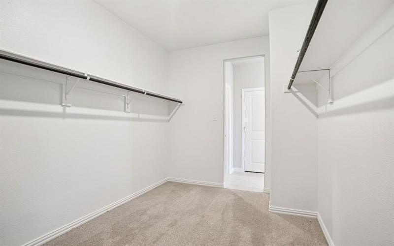 2229 Mustang Way, Seagoville, TX 75159, 4 Bedrooms Bedrooms, ,3 BathroomsBathrooms,Residential,For Sale,2229 Mustang Way,0,21155904