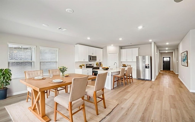 2229 Mustang Way, Seagoville, TX 75159, 4 Bedrooms Bedrooms, ,3 BathroomsBathrooms,Residential,For Sale,2229 Mustang Way,0,21155904