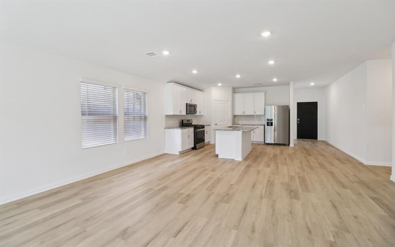 2227 Mustang Way, Seagoville, TX 75159, 3 Habitaciones Habitaciones , ,2 BañosBaños,Residential,En Venta,2227 Mustang Way,0,21155906