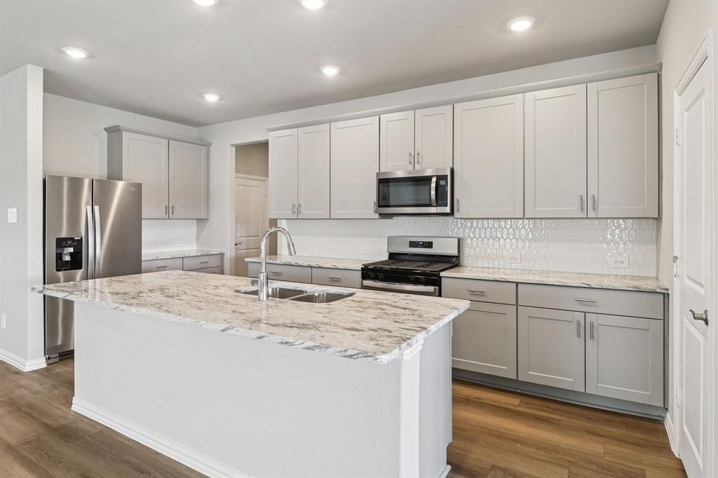 2225 Mustang Way, Seagoville, TX 75159, 4 Habitaciones Habitaciones , ,3 BañosBaños,Residential,En Venta,2225 Mustang Way,0,21155908