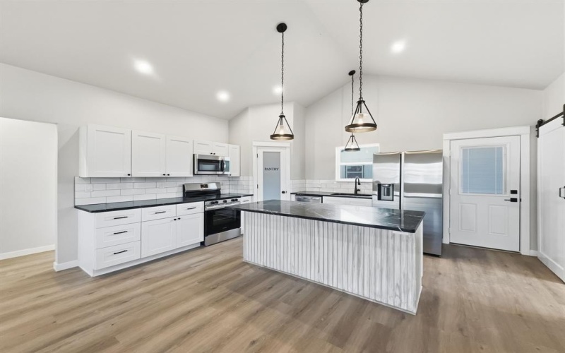 310 Eastland, Iredell, TX 76649, 3 Bedrooms Bedrooms, ,2 BathroomsBathrooms,Residential,For Sale,310 Eastland,0,21156002