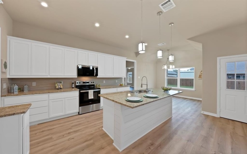 111 Panther Loop, Mabank, TX 75147, 3 Habitaciones Habitaciones , ,2 BañosBaños,Residential,En Venta,111 Panther Loop,0,21156078