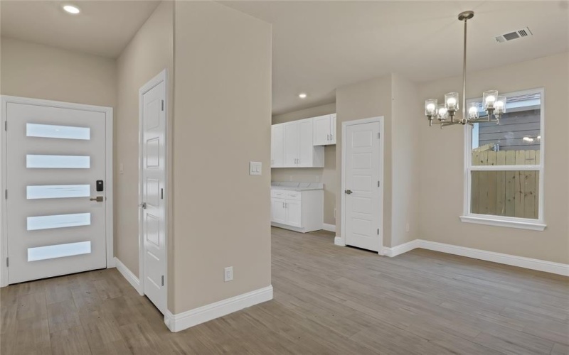 5618 Barkridge Drive, Granbury, TX 76048, 3 Bedrooms Bedrooms, ,2 BathroomsBathrooms,Residential,For Sale,5618 Barkridge Drive,0,21156137