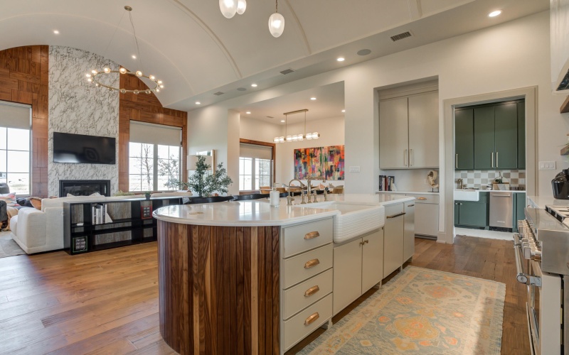 9505 County Rd 7615, Wolfforth, TX 79382, 4 Bedrooms Bedrooms, ,5 BathroomsBathrooms,Residential,For Sale,9505 County Rd 7615,0,202554463