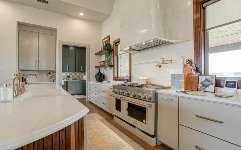 9505 County Rd 7615, Wolfforth, TX 79382, 4 Bedrooms Bedrooms, ,5 BathroomsBathrooms,Residential,For Sale,9505 County Rd 7615,0,202554463