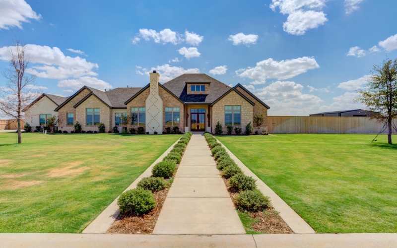 9505 County Rd 7615, Wolfforth, TX 79382, 4 Bedrooms Bedrooms, ,5 BathroomsBathrooms,Residential,For Sale,9505 County Rd 7615,0,202554463