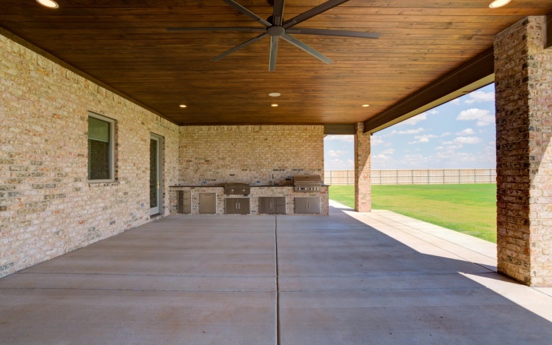 9505 County Rd 7615, Wolfforth, TX 79382, 4 Bedrooms Bedrooms, ,5 BathroomsBathrooms,Residential,For Sale,9505 County Rd 7615,0,202554463