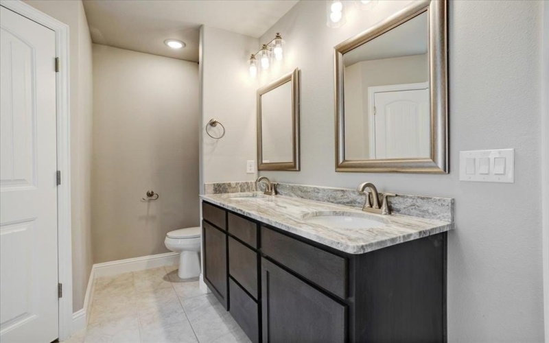 2032 Wyldewood Way, Sherman, TX 75092, 3 Habitaciones Habitaciones , ,2 BañosBaños,Residential,En Venta,2032 Wyldewood Way,0,21156149