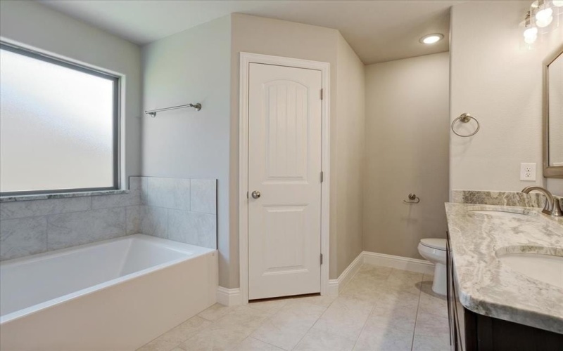 2032 Wyldewood Way, Sherman, TX 75092, 3 Habitaciones Habitaciones , ,2 BañosBaños,Residential,En Venta,2032 Wyldewood Way,0,21156149