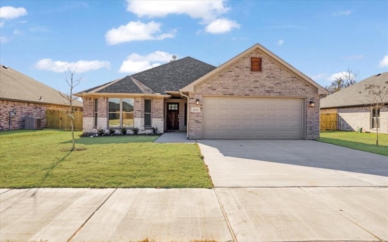 2032 Wyldewood Way, Sherman, TX 75092, 3 Habitaciones Habitaciones , ,2 BañosBaños,Residential,En Venta,2032 Wyldewood Way,0,21156149