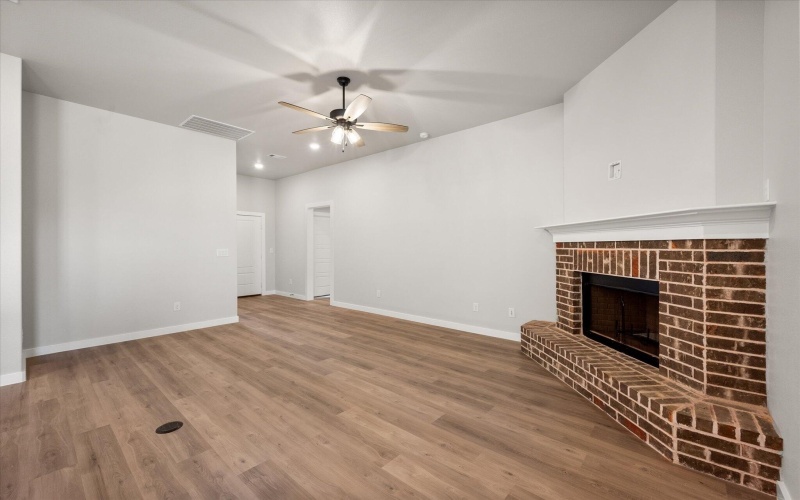 7029 8th Street, Lubbock, TX 79416, 3 Habitaciones Habitaciones , ,2 BañosBaños,Residential,En Venta,7029 8th Street,202553321