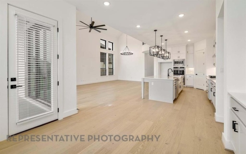 823 Montrose Drive, Rockwall, TX 75087, 5 Bedrooms Bedrooms, ,6 BathroomsBathrooms,Residential,For Sale,823 Montrose Drive,0,21156235