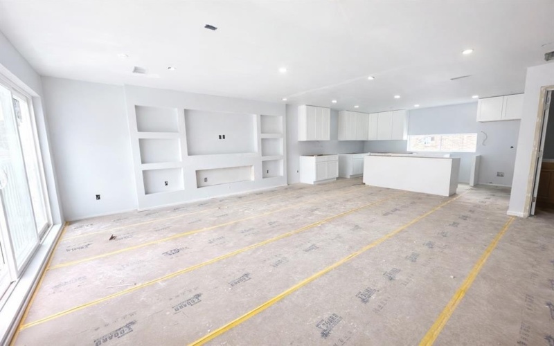 5705 Live Oak Street, Dallas, TX 75206, 2 Bedrooms Bedrooms, ,2 BathroomsBathrooms,Residential Multi Family,For Sale,5705 Live Oak Street,0,21156401