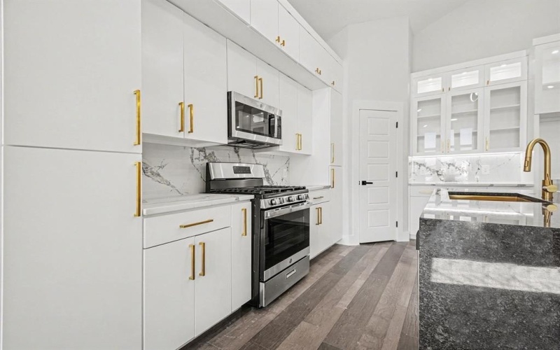 2641 Alabama Avenue, Dallas, TX 75216, 4 Bedrooms Bedrooms, ,3 BathroomsBathrooms,Residential,For Sale,2641 Alabama Avenue,0,21156403