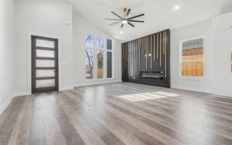 2641 Alabama Avenue, Dallas, TX 75216, 4 Bedrooms Bedrooms, ,3 BathroomsBathrooms,Residential,For Sale,2641 Alabama Avenue,0,21156403