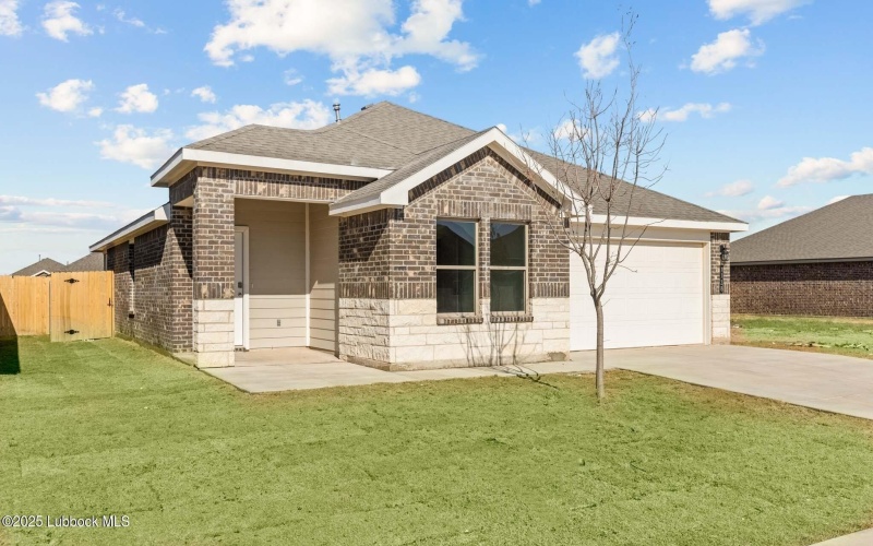 7728 93rd Street, Lubbock, TX 79424, 3 Bedrooms Bedrooms, ,2 BathroomsBathrooms,Residential,For Sale,7728 93rd Street,202553738