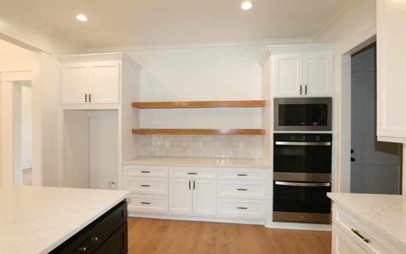 16511 Cooper Way, Tyler, TX 75703, 4 Bedrooms Bedrooms, ,3 BathroomsBathrooms,Residential,For Sale,16511 Cooper Way,0,21156510