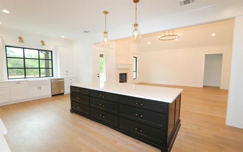 16511 Cooper Way, Tyler, TX 75703, 4 Bedrooms Bedrooms, ,3 BathroomsBathrooms,Residential,For Sale,16511 Cooper Way,0,21156510