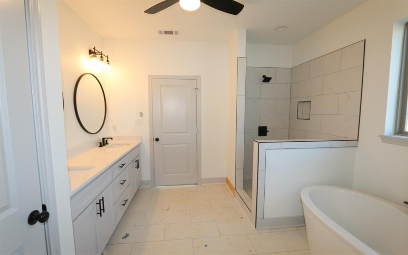 16527 Cooper Way, Tyler, TX 75703, 4 Bedrooms Bedrooms, ,2 BathroomsBathrooms,Residential,For Sale,16527 Cooper Way,0,21156558