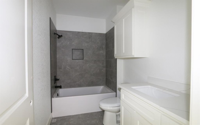 16525 Hailey Court, Tyler, TX 75703, 4 Habitaciones Habitaciones , ,3 BañosBaños,Residential,En Venta,16525 Hailey Court,0,21156637