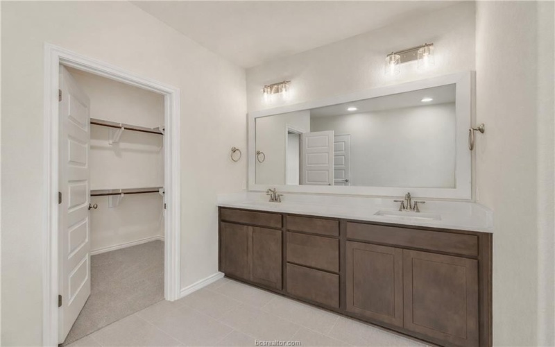 2309 Rivercane Court, College Station, TX 77845, 4 Habitaciones Habitaciones , ,3 BañosBaños,Residential,En Venta,2309 Rivercane Court,0,26000679