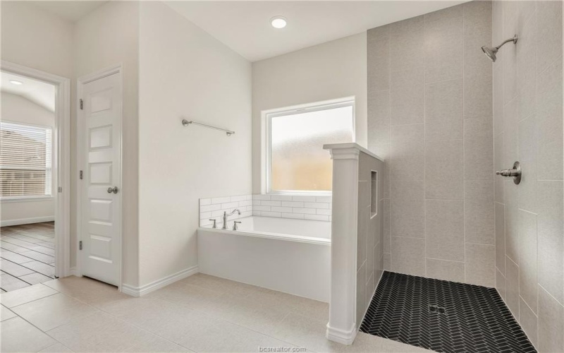 2309 Rivercane Court, College Station, TX 77845, 4 Habitaciones Habitaciones , ,3 BañosBaños,Residential,En Venta,2309 Rivercane Court,0,26000679