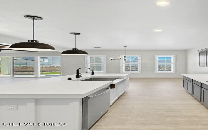 7248 Cimarron Rim Drive, El Paso, TX 79911, 4 Bedrooms Bedrooms, ,2 BathroomsBathrooms,Residential,For Sale,7248 Cimarron Rim Drive,0,936676