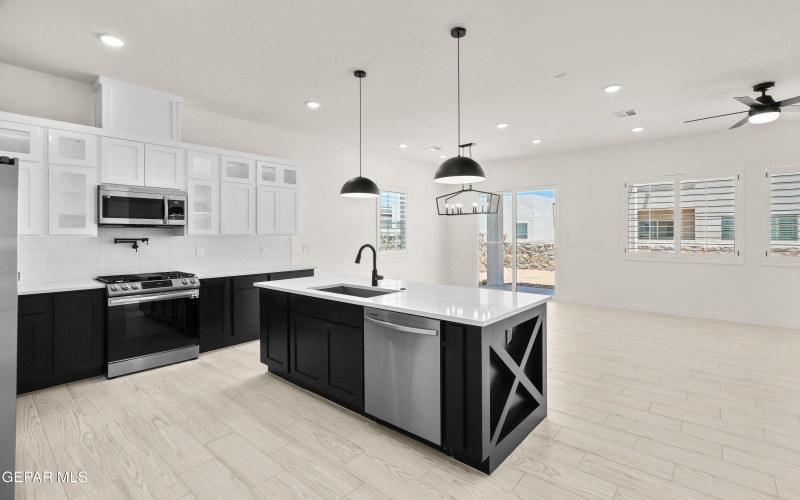 1810 Schyler Love Lane, El Paso, TX 79928, 4 Habitaciones Habitaciones , ,2 BañosBaños,Residential,En Venta,1810 Schyler Love Lane,0,936688